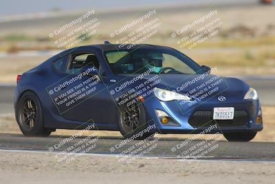 media/Sep-20-2025-Extreme Speed (Sat) [[1fcc23683c]]/Orange (Mid Intermediate)/Session 1 (Sunset)/